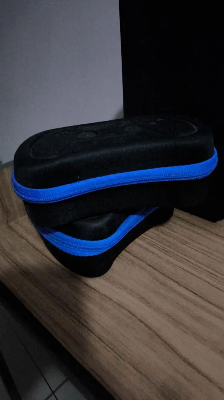 Vende ps4 slim com 2 controles - Foto 4