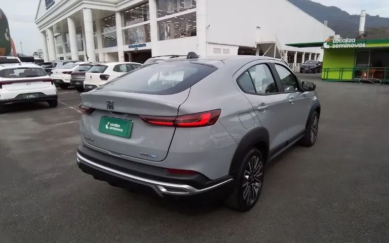 Fiat Fastback Audace 200 TB AUT (hibrído) 2026 - Foto 5