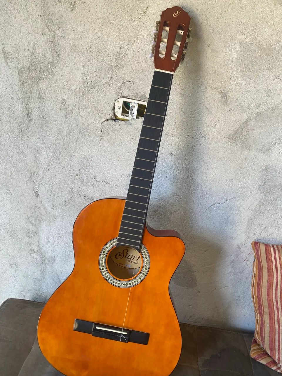 Violão gianine