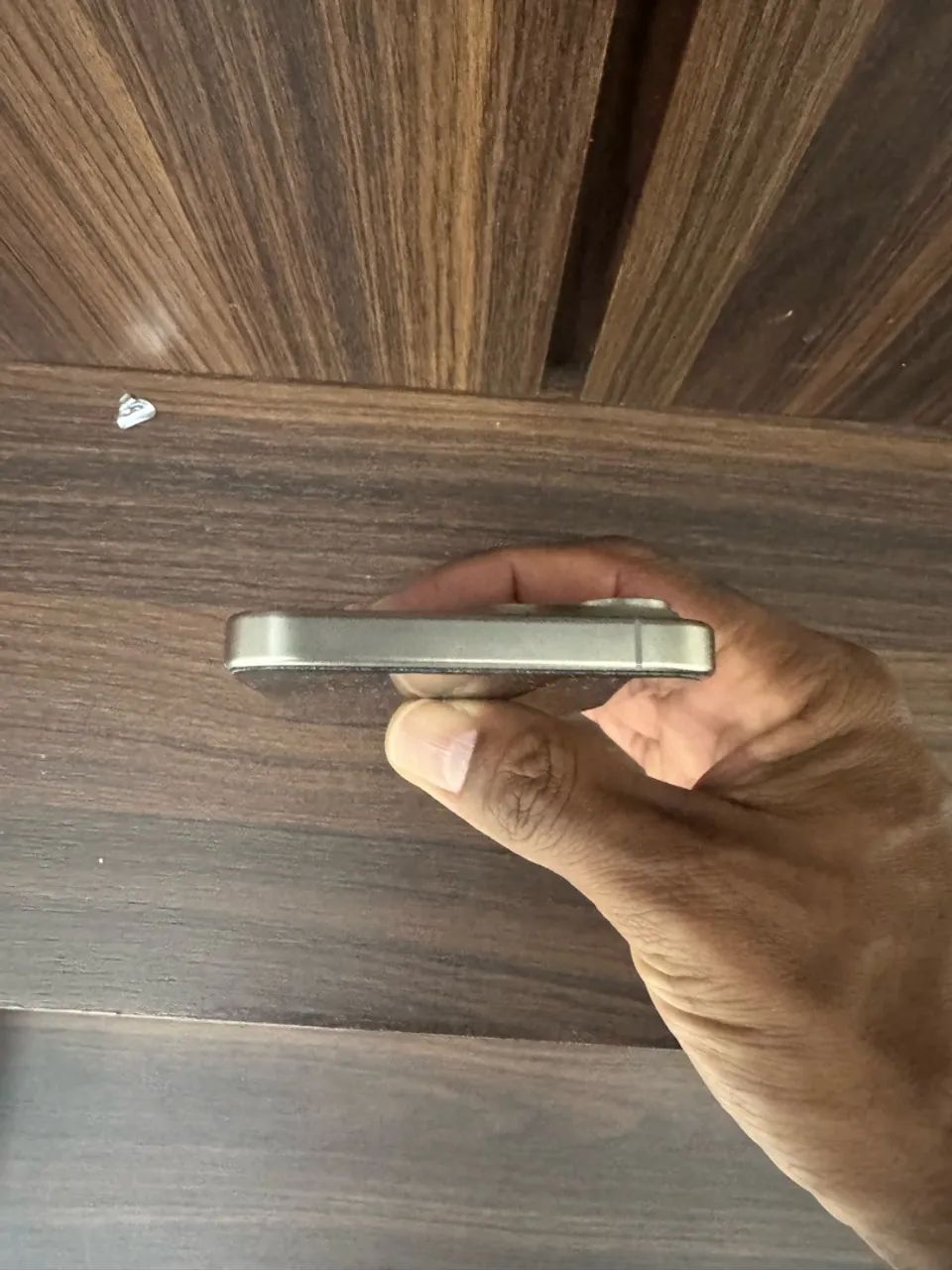iPhone 15 Pro Max - Foto 2