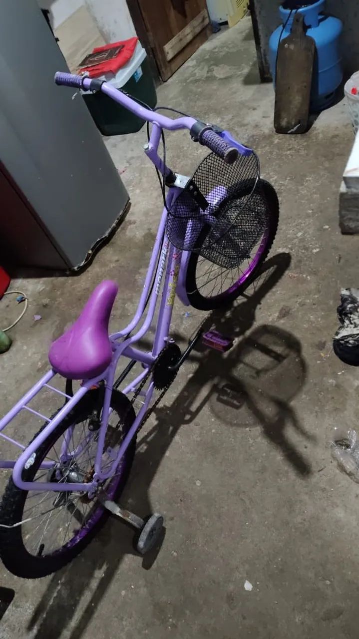 Vendo bicicleta infantil menina - Foto 2