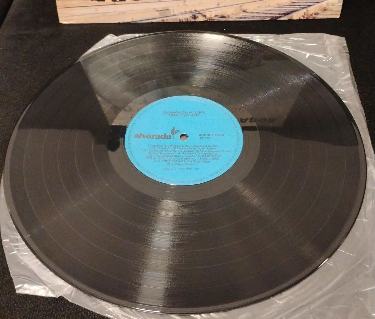 Vinil Demônios da Garoa - Trem das 11 (1976) (Disco, LP) - Foto 4