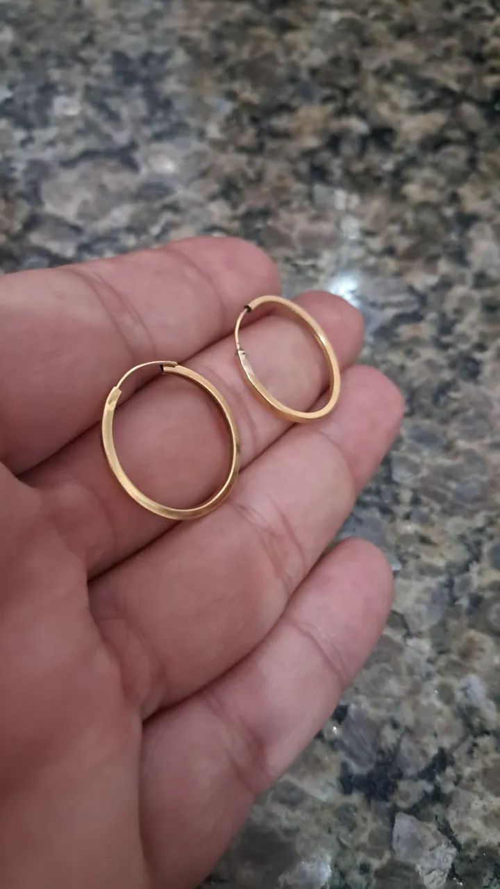 Vendo Argola em Ouro 