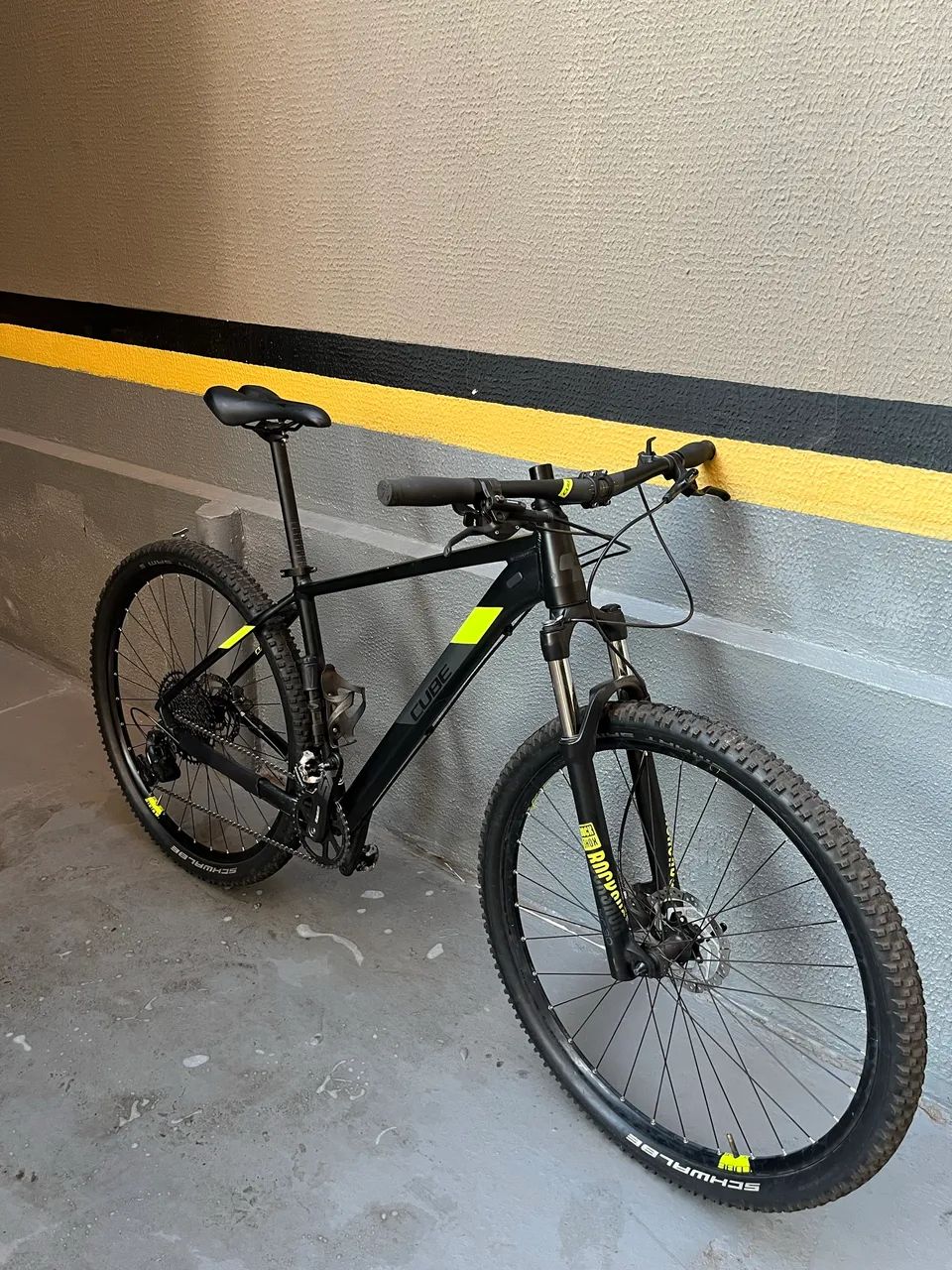 Bicicleta Mountain Bike CUBE - Foto 2