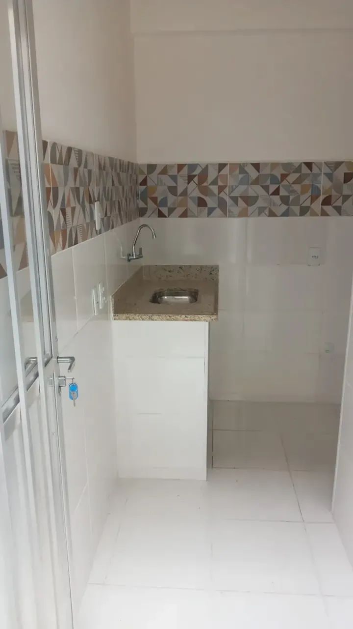 Imóvel para aluguel com cerca de 25 metros quadrados com 1 quarto