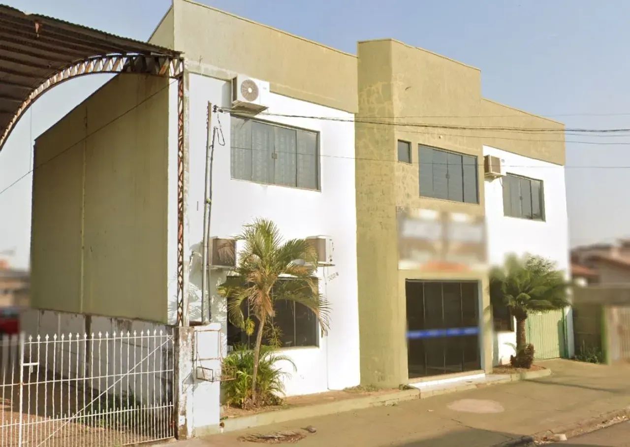 Edif. coml. de 2 Pavs. em Tangará da Serra/MT - Foto 4