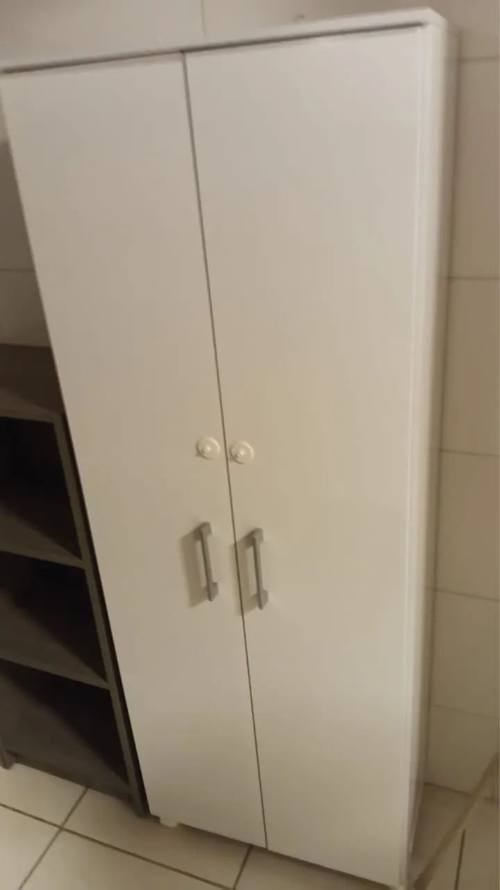 Armário multi uso branco com rodinha