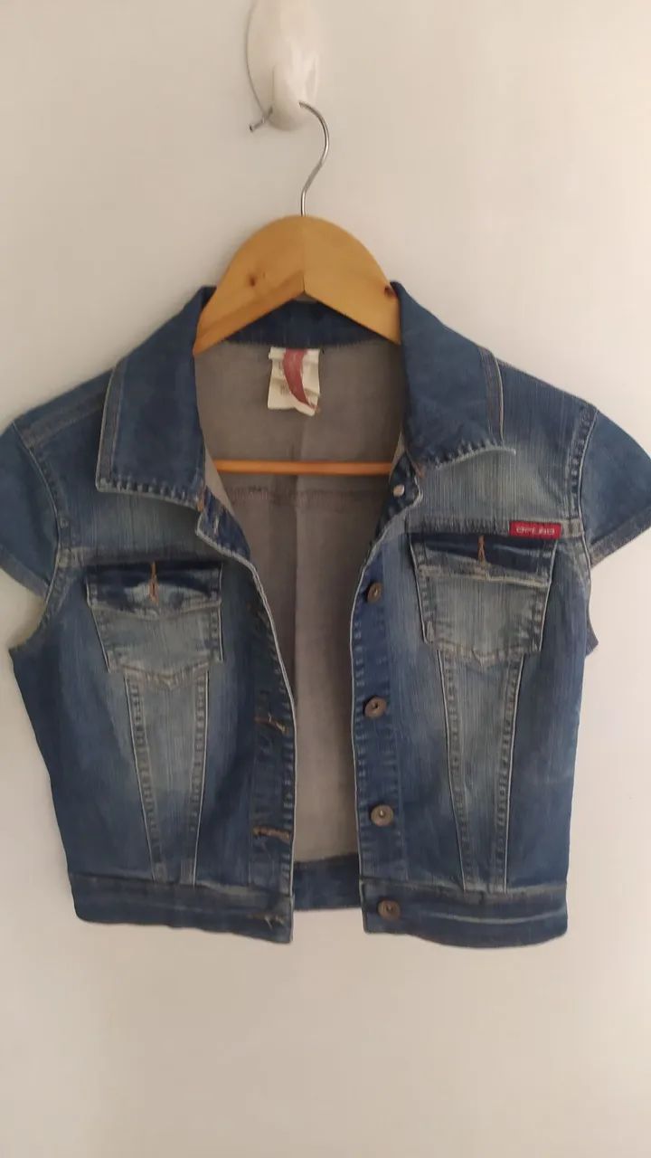 Colete jeans da opção Tam P  - Foto 2