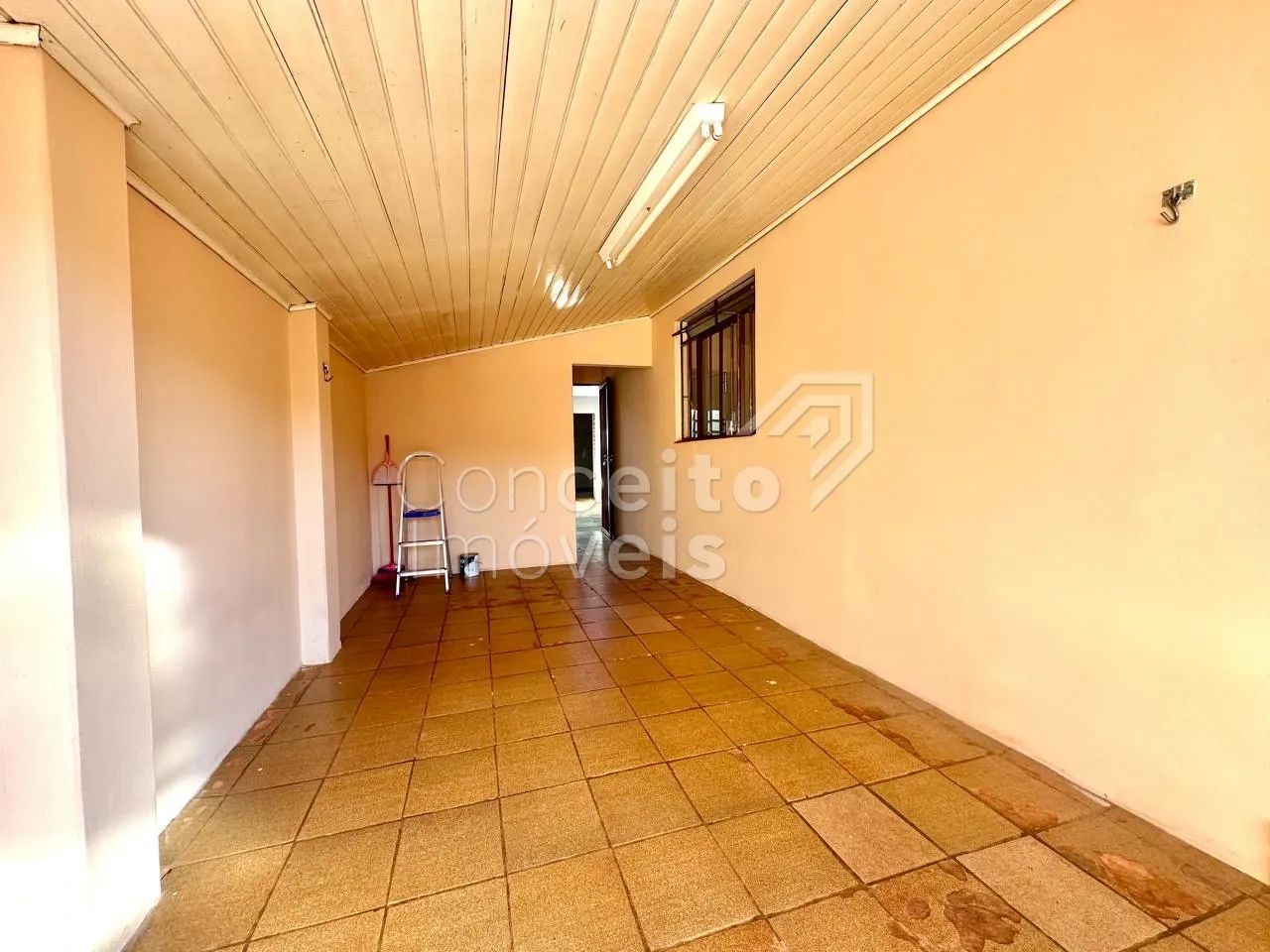 Residência Térrea com ampla Edícula - Uvaranas - Foto 4