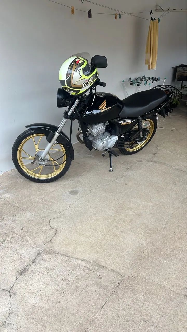 Vendo CG 150 Titan  KS