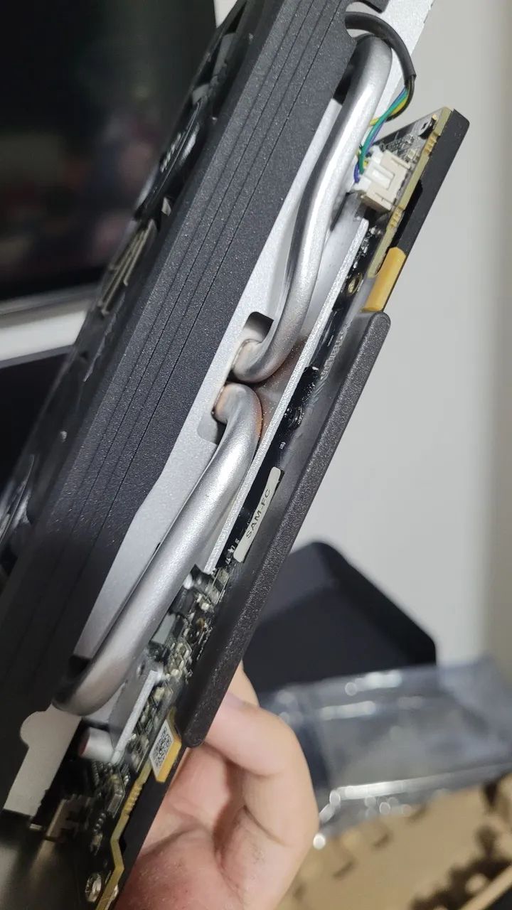 RX580 8GB 2048SP - Usada - Foto 2
