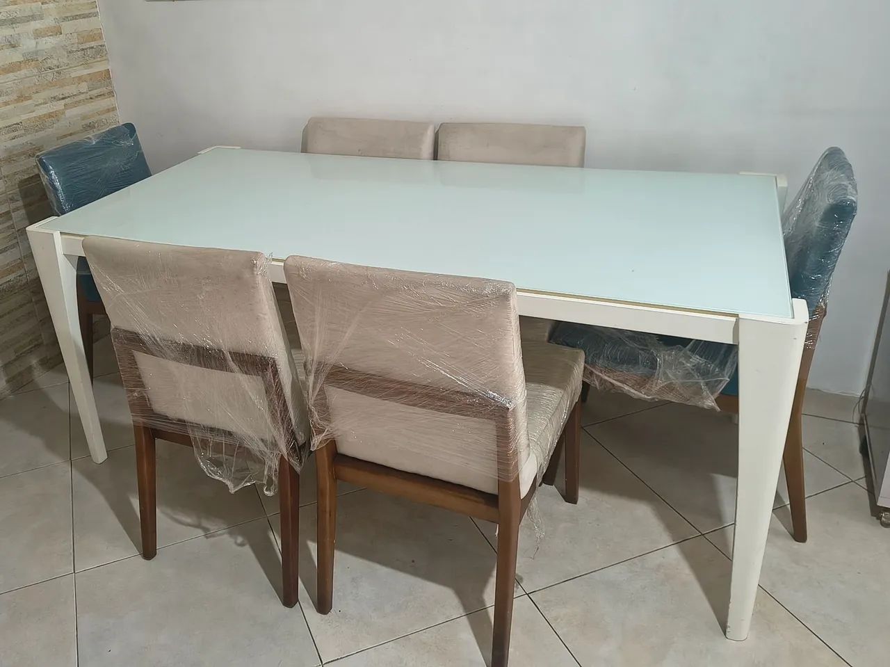 Mesa de jantar com cadeiras - Foto 3