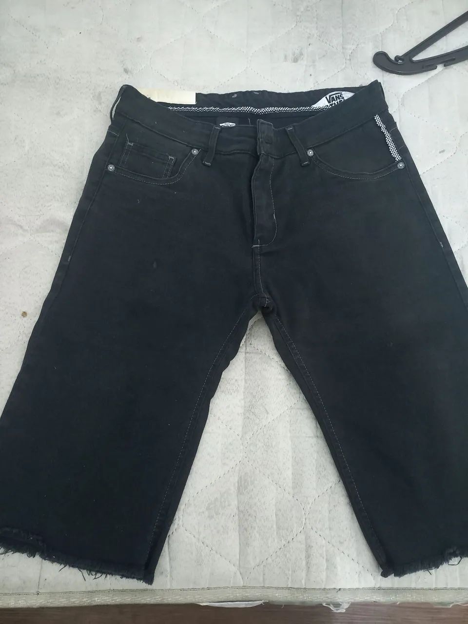 Bermuda Vans Nova