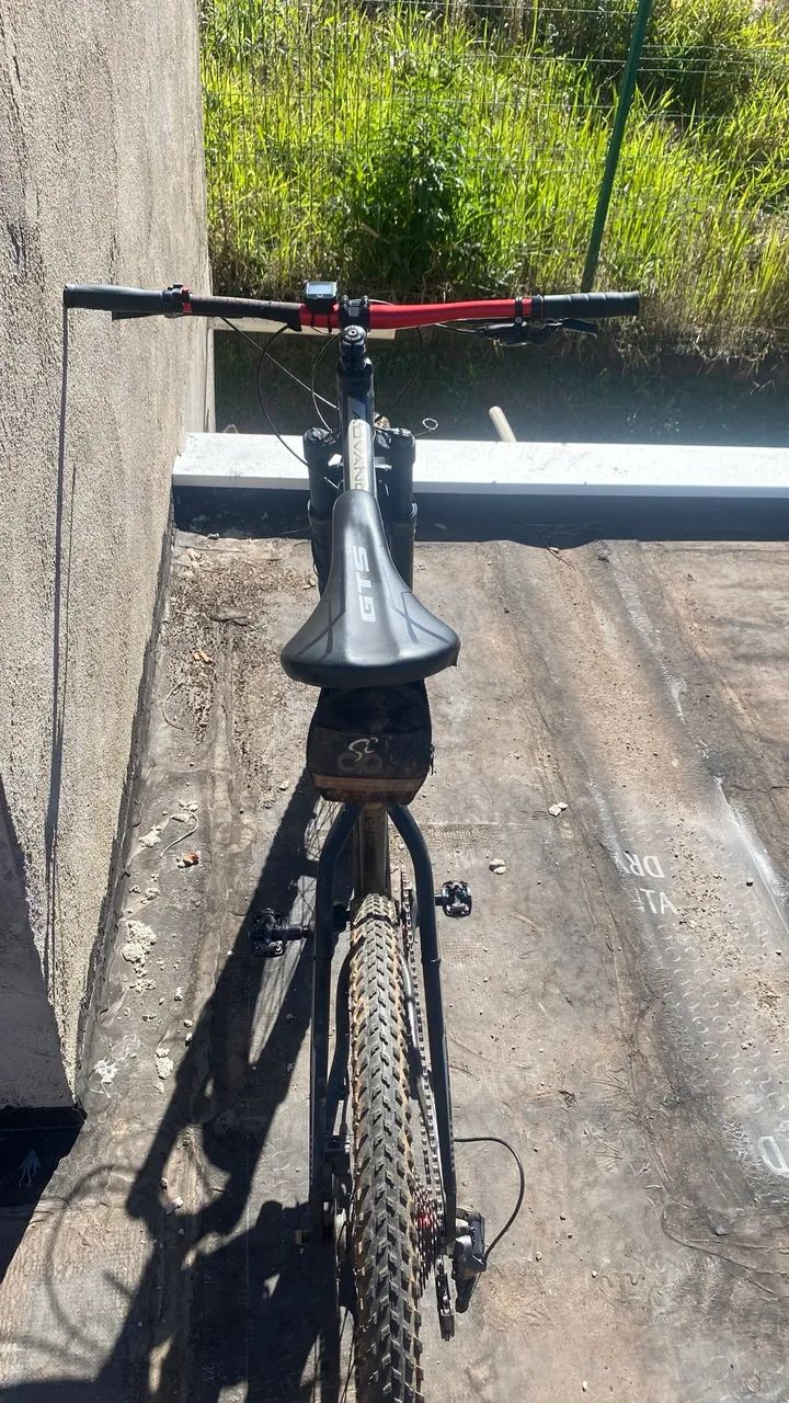 Bicicleta mountain bike aro 29 - Foto 2