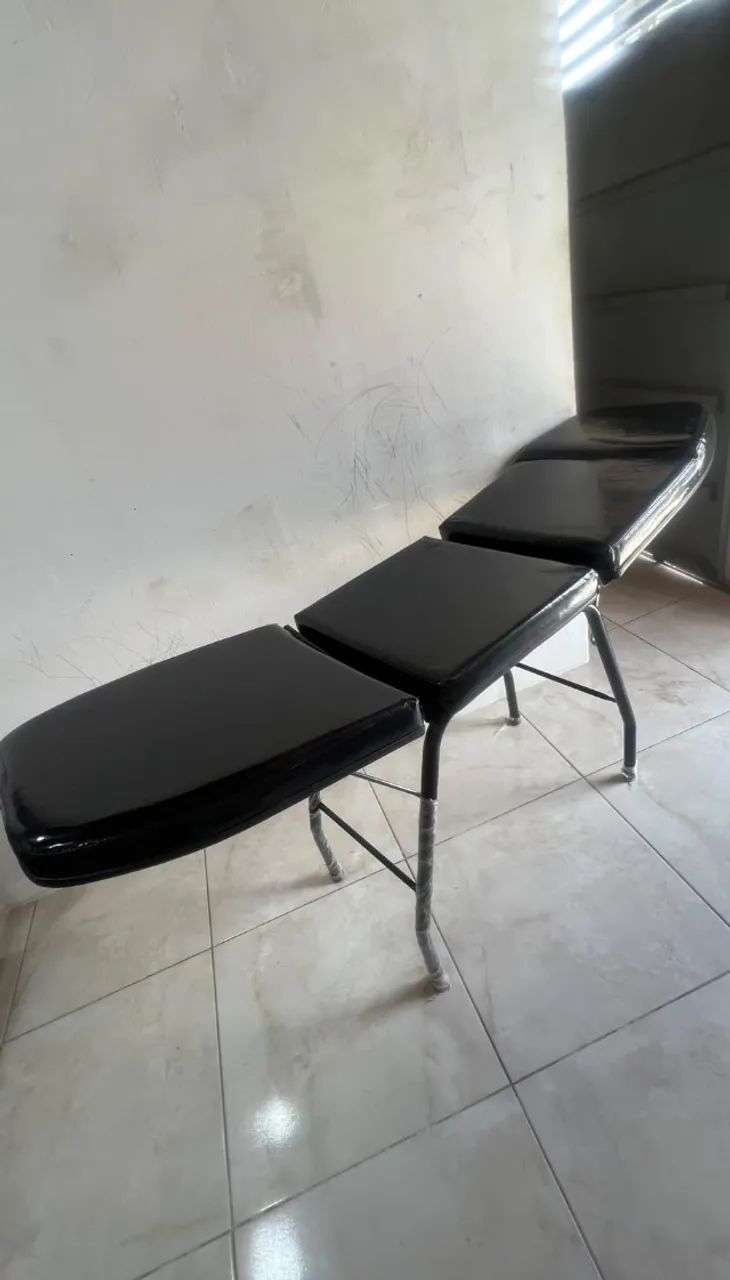 Vendo uma mesa bem conservada - Foto 2