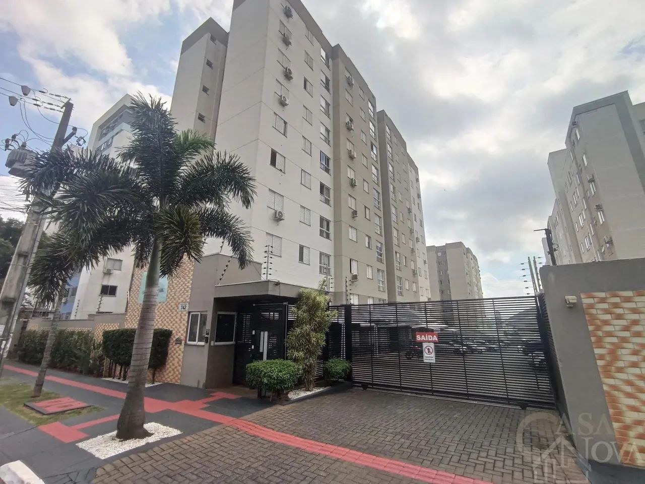 Apartamento semi mobiliado para locação no Jardim Alvorada em Maringá Paraná - Foto 2