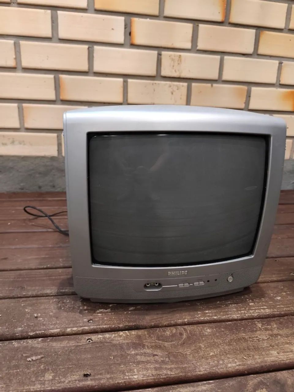 4 tvs antigas