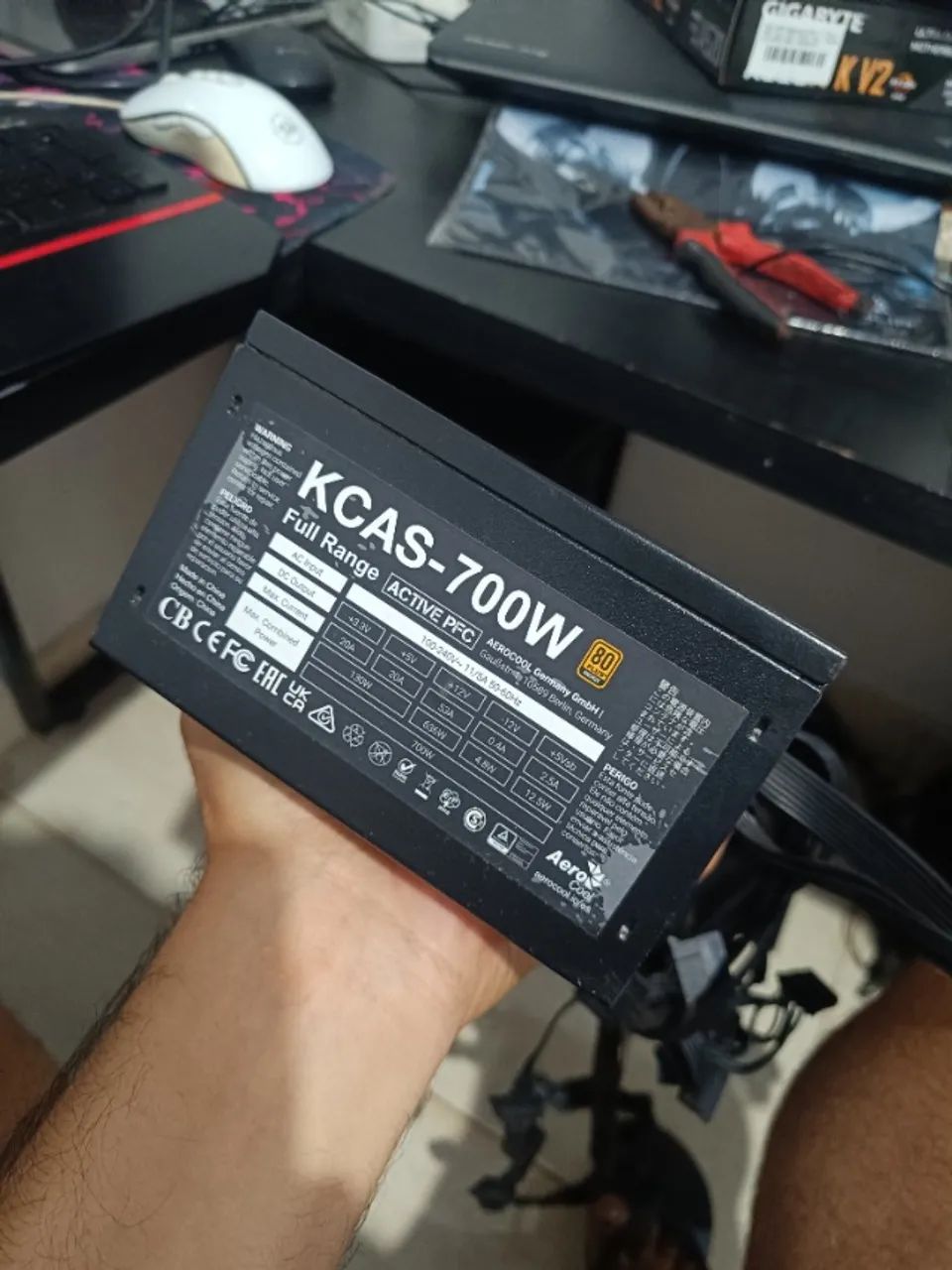 Fonte kcas 700w 80 plus bronze - Foto 3