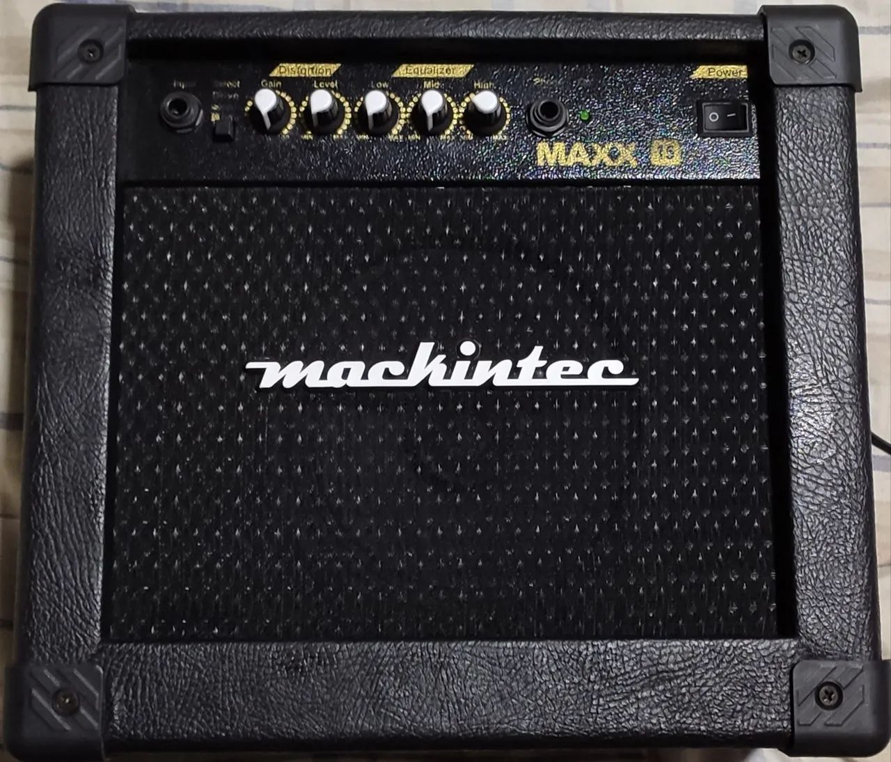 Cubo para guitarra Mackintec MAXX 15 Color