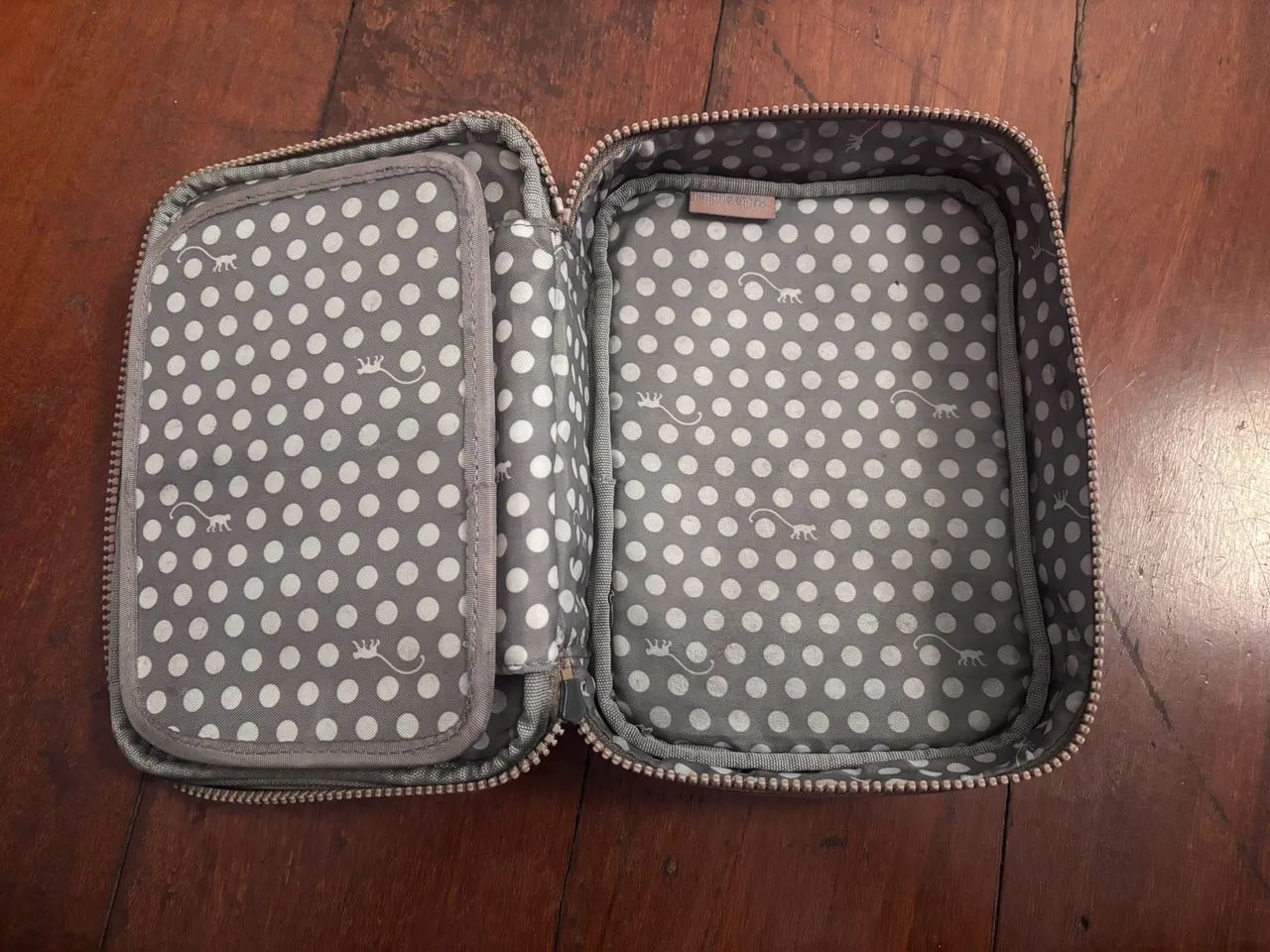 Estojo KIPLING 100 pens 
