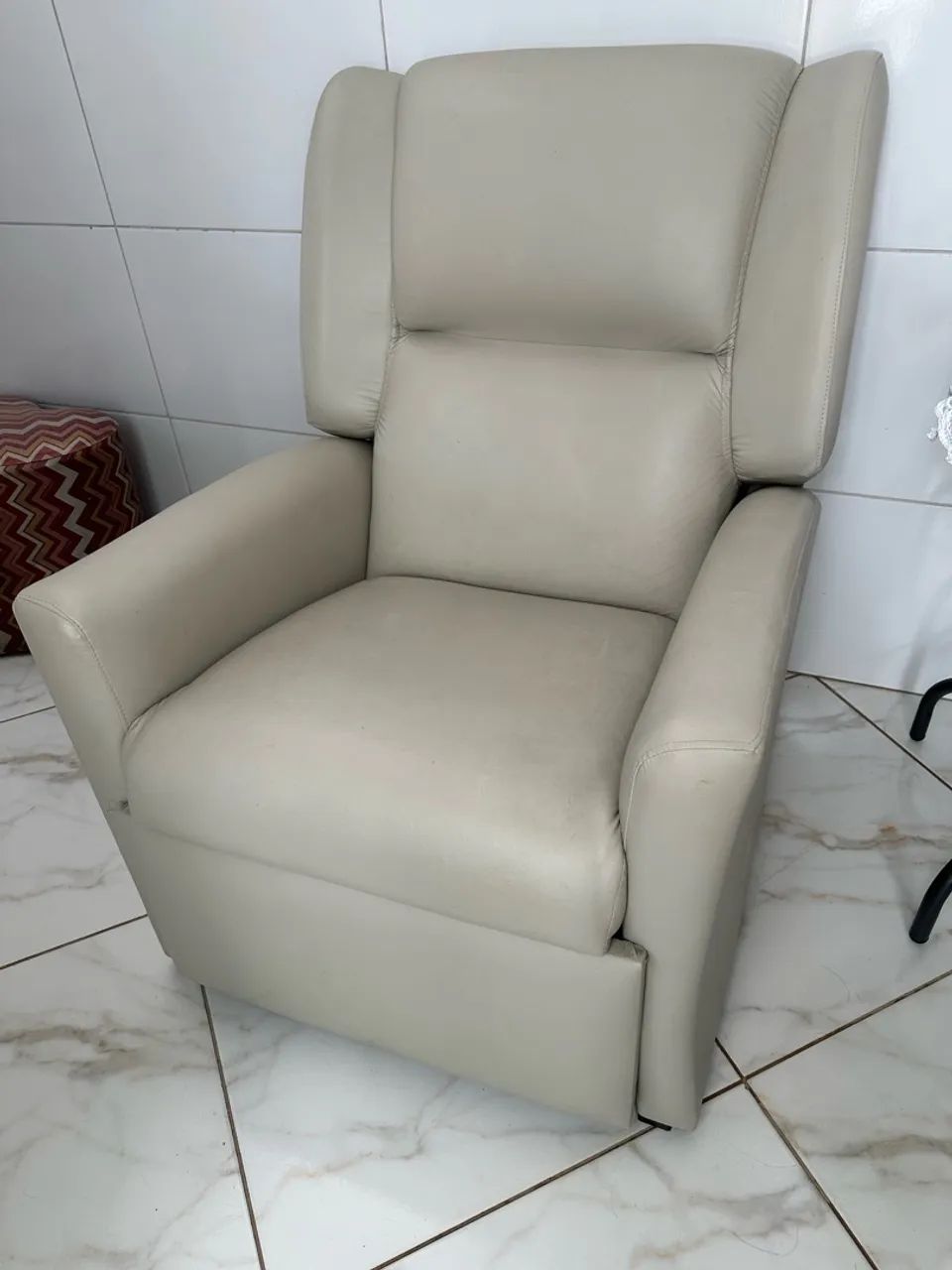 POLTRONA RECLINÁVEL  - Foto 4