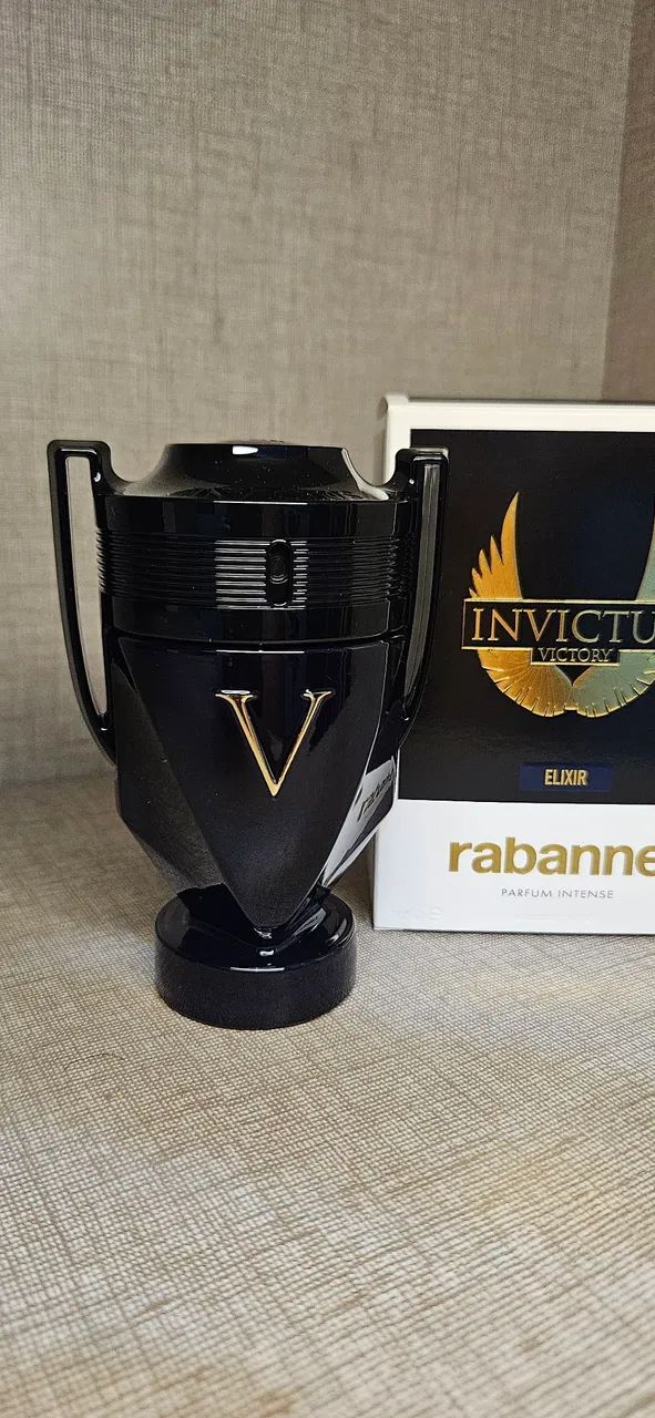 Invictus Victory Elixir Parfum Intense 100ml - Rabanne - Foto 3