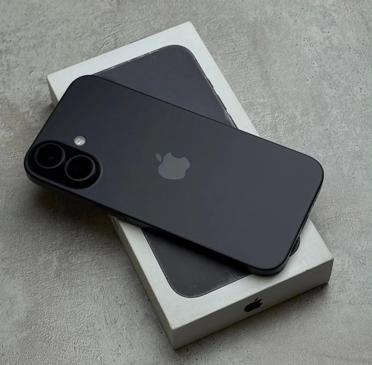 iPhone 16  - Foto 4