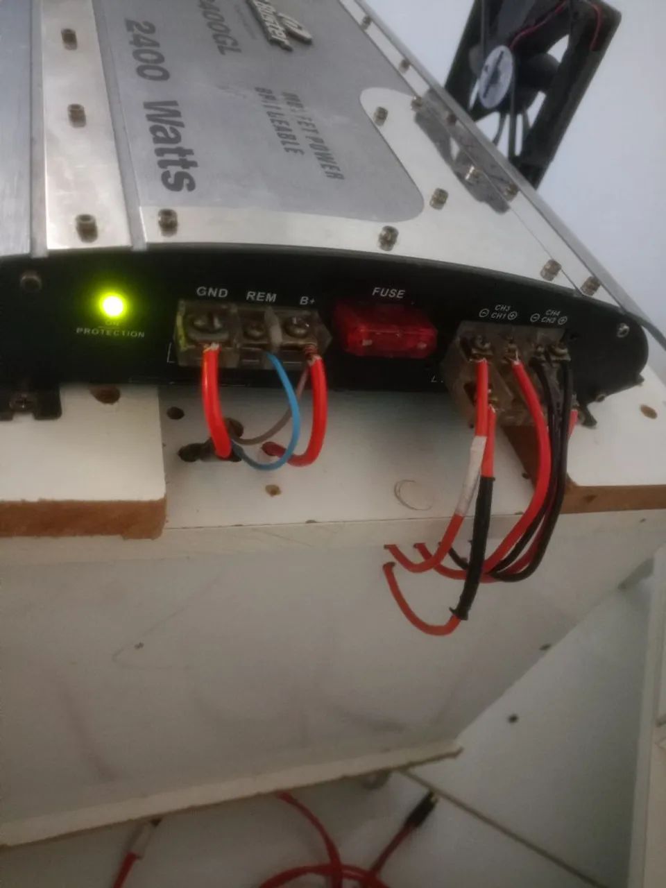 Vendo m ódulo b buster funcionando perfeitamente de 2400w - Foto 2