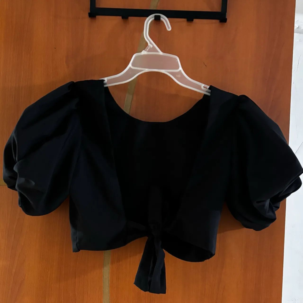 Blusa Preta com manga bufante  - Foto 2