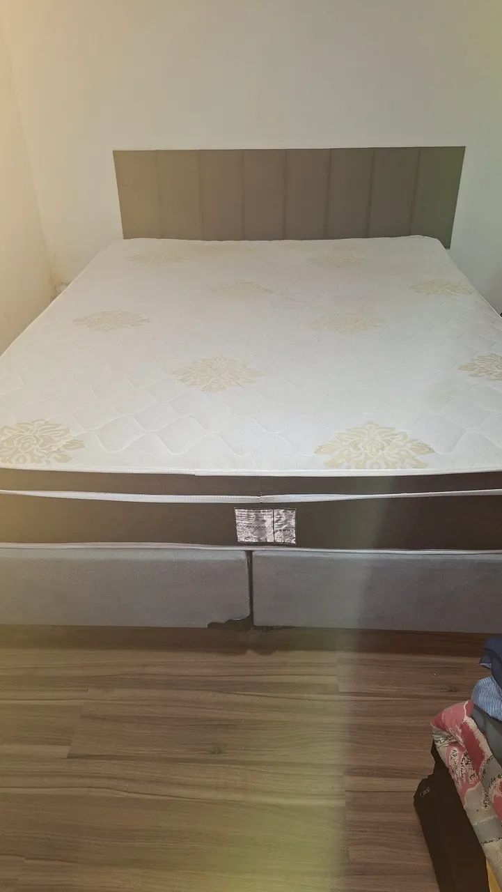 Cama Queen com Colch ão  - Foto 2