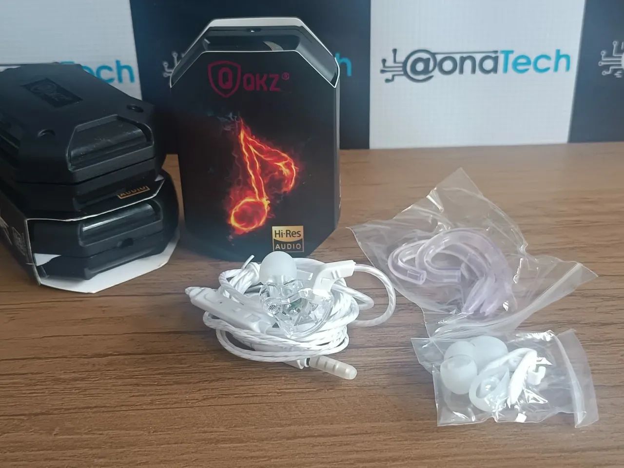 Fone de ouvido QKZ AK6 com microfone 