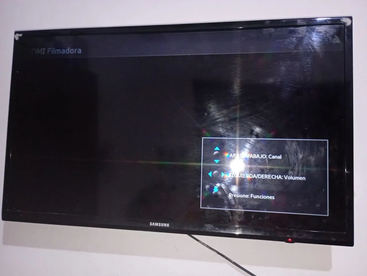 Vendo uma TV Samsung de 32 polegadas. Interessado? Escrever  - Foto 4