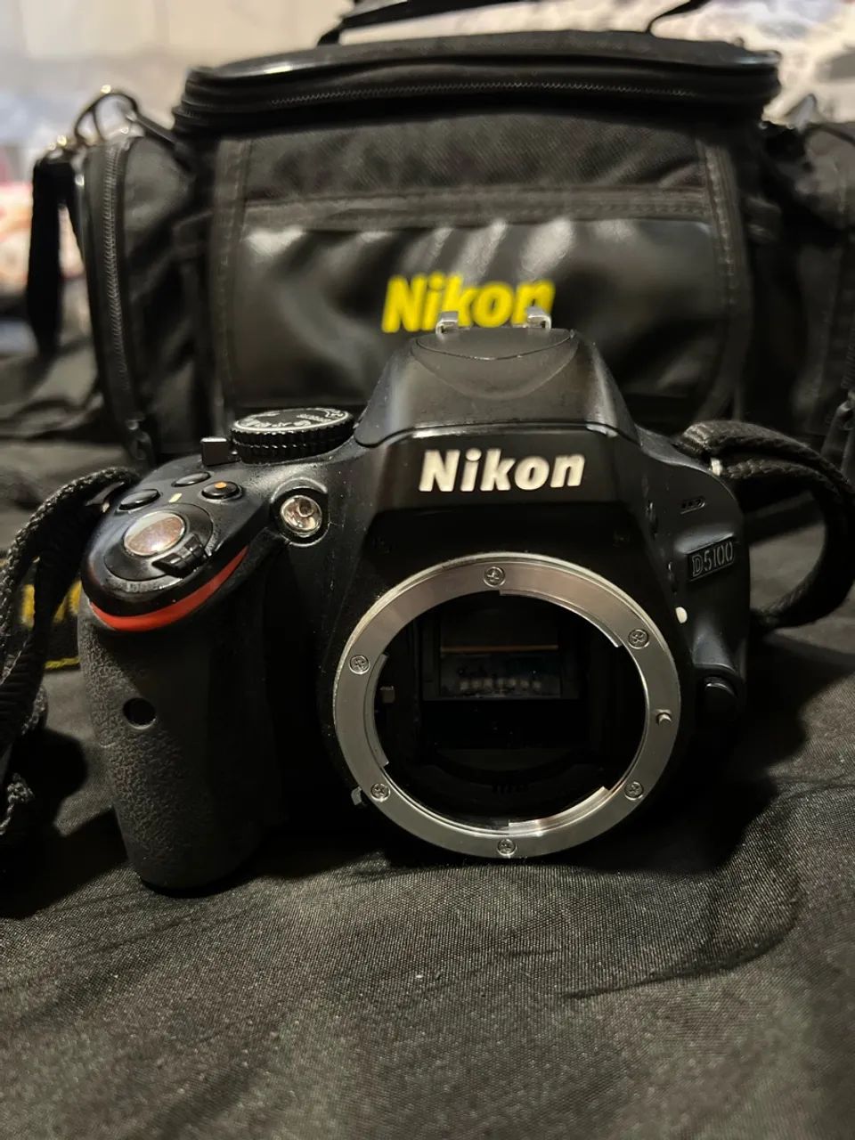 Camera Nikon d5100 usada 
