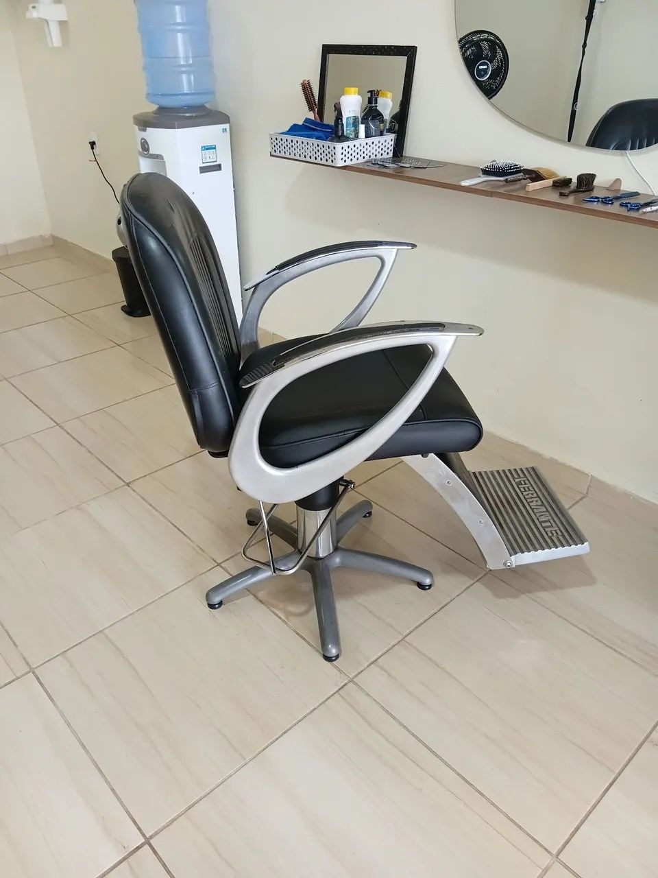 Cadeira de Barbeiro - Foto 4