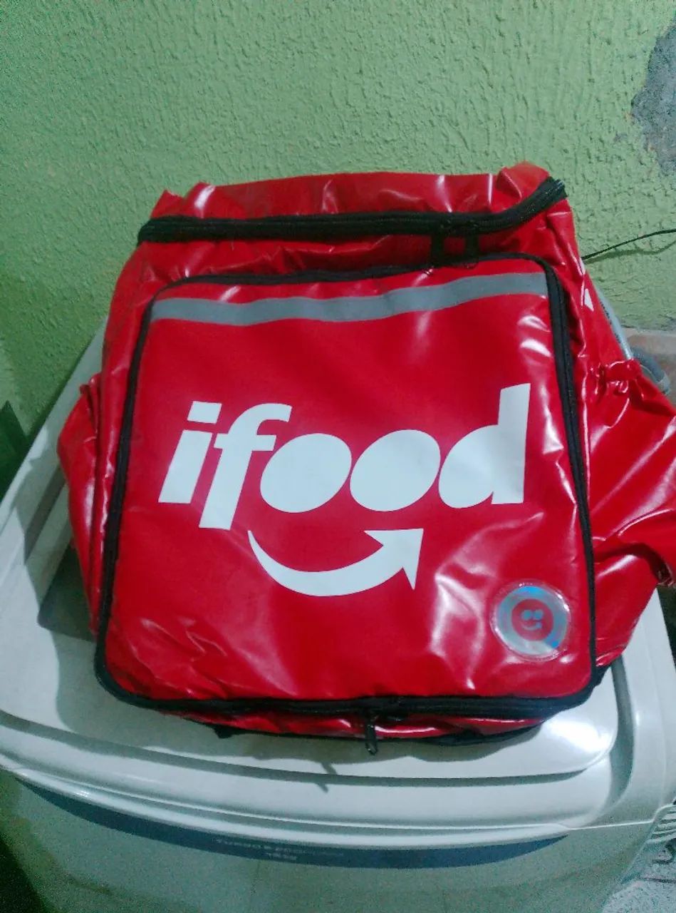 Bags e jaqueta (G) ambas novas sem uso  - Foto 2