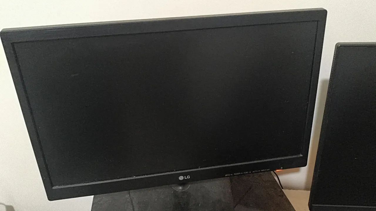 Computador Gamer + dois monitores e teclado - Foto 4