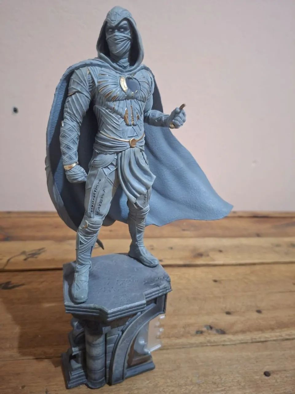 Vendo cavaleiro da lua iron studio 