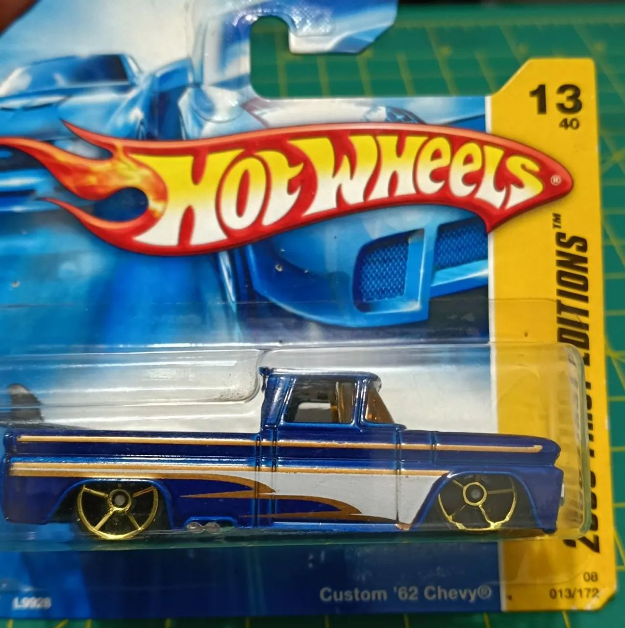 Hotwheels CUSTOM '62 Chevy - 2008 First Editions
