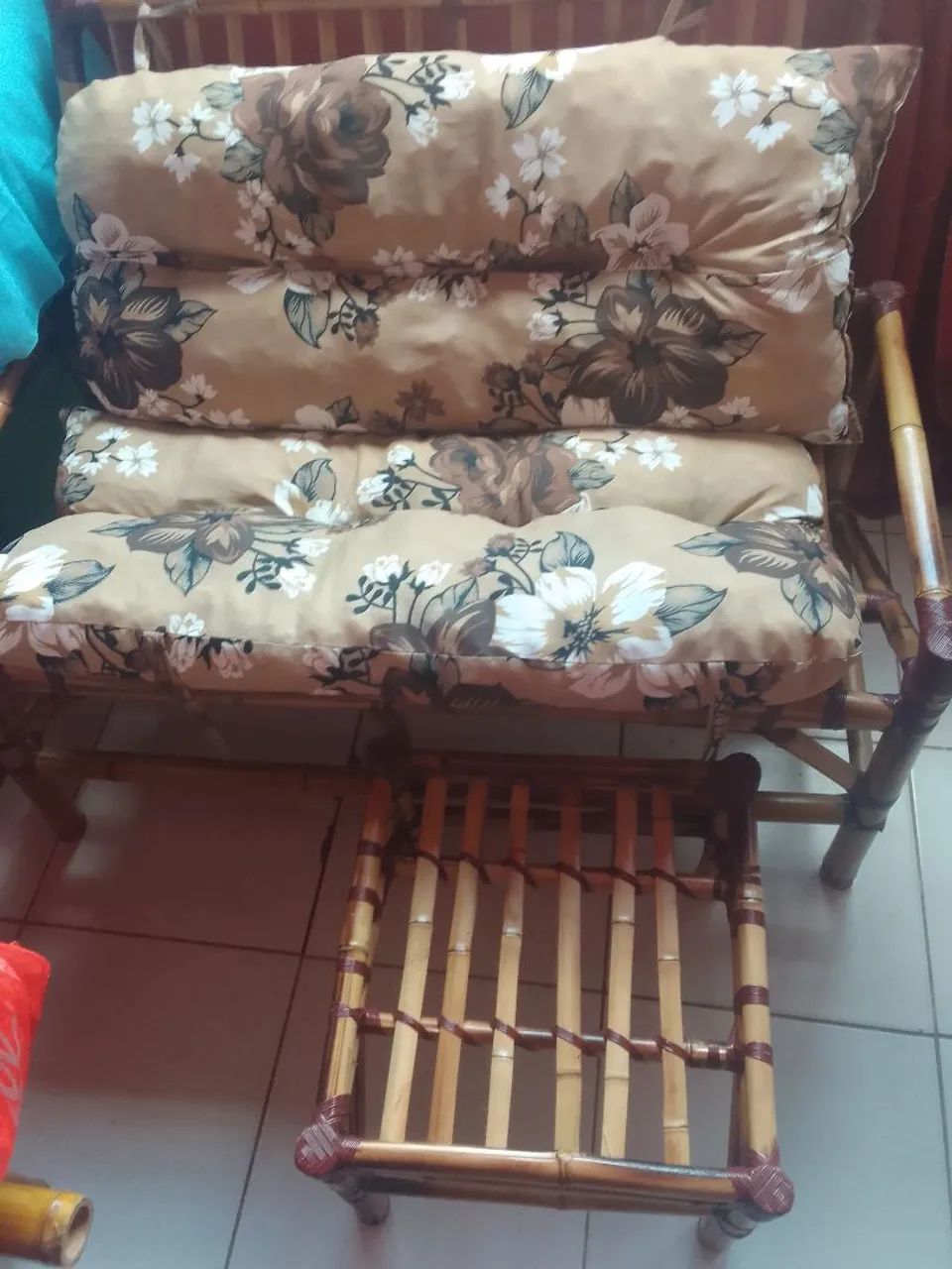 Kit cadeiras de bambu novas 