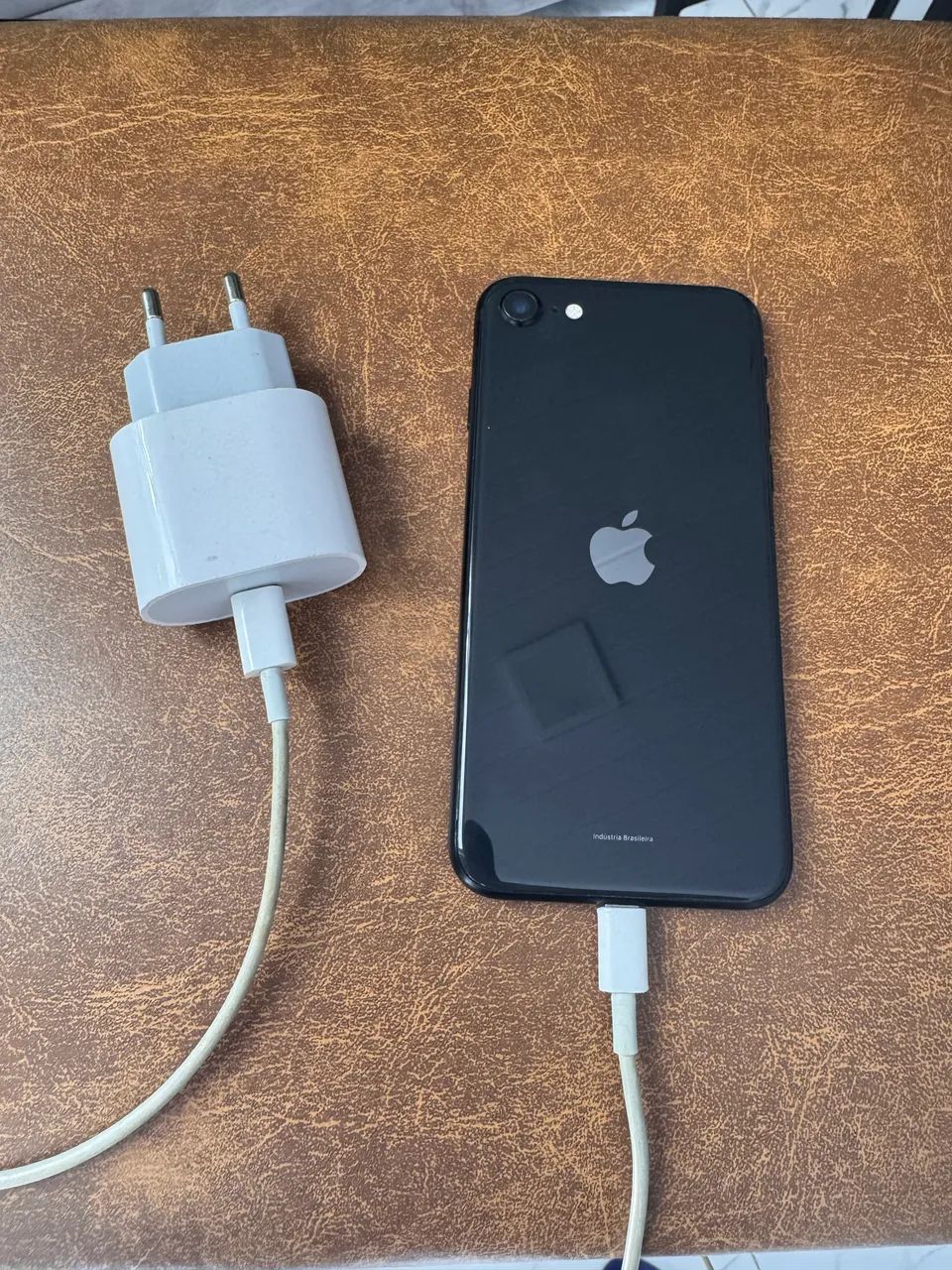 IPHONE SE 2020 PRETO  - Foto 3