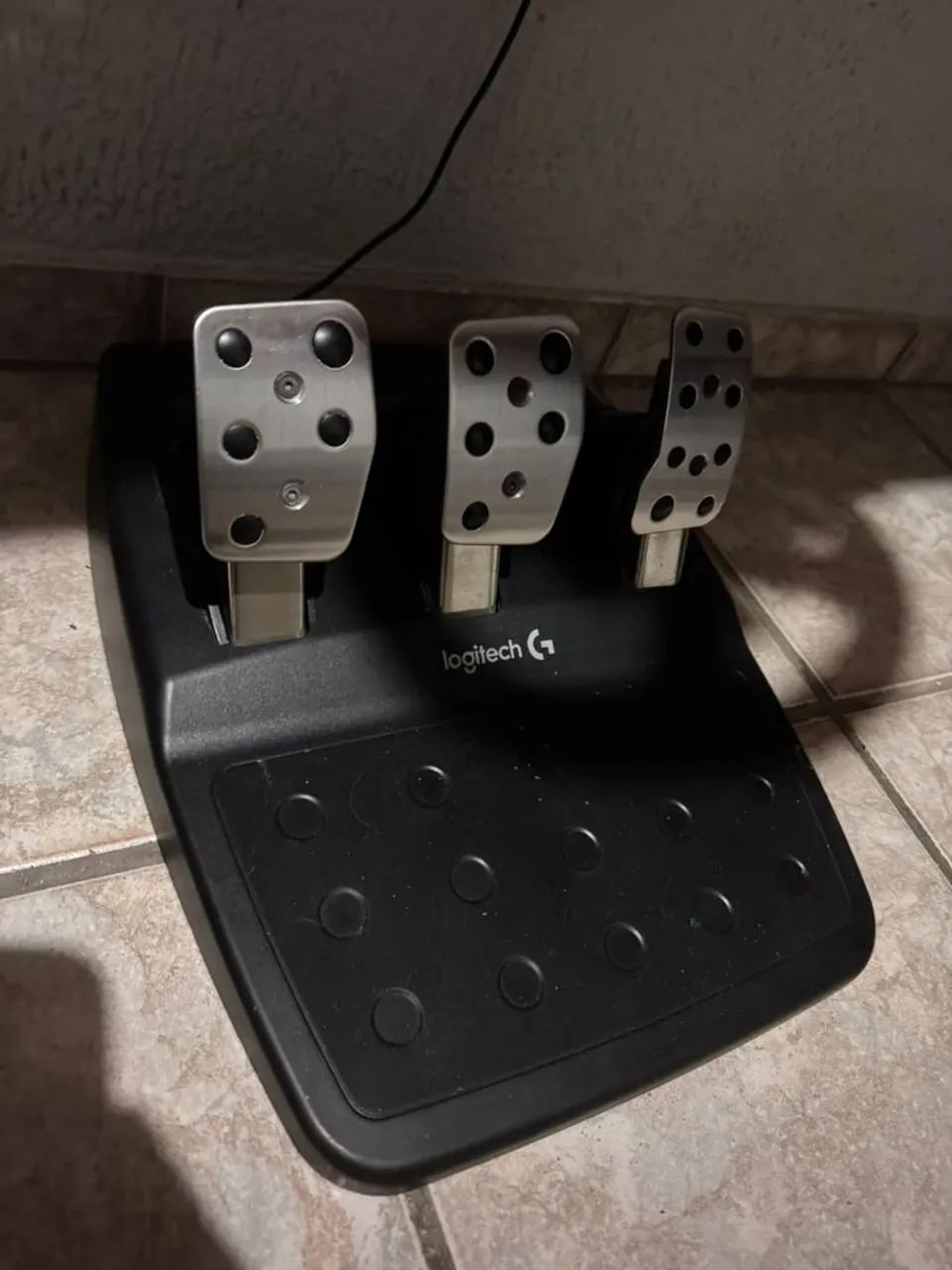 Volante g29 logitech com câmbio  - Foto 3