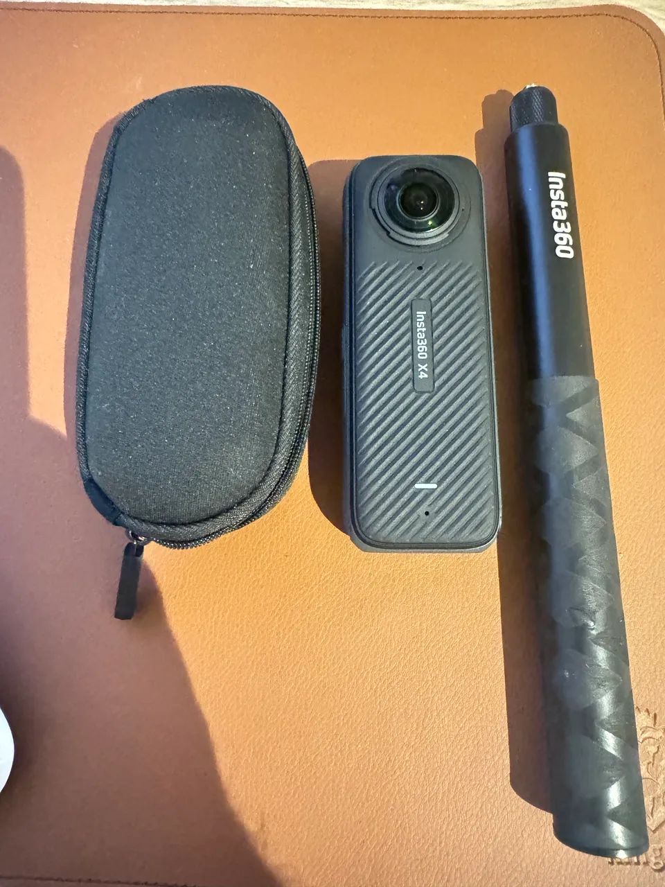 Insta360 X4 + Bastão de Selfie + Protetor de Lente Premium + Micro SD 256Gb 