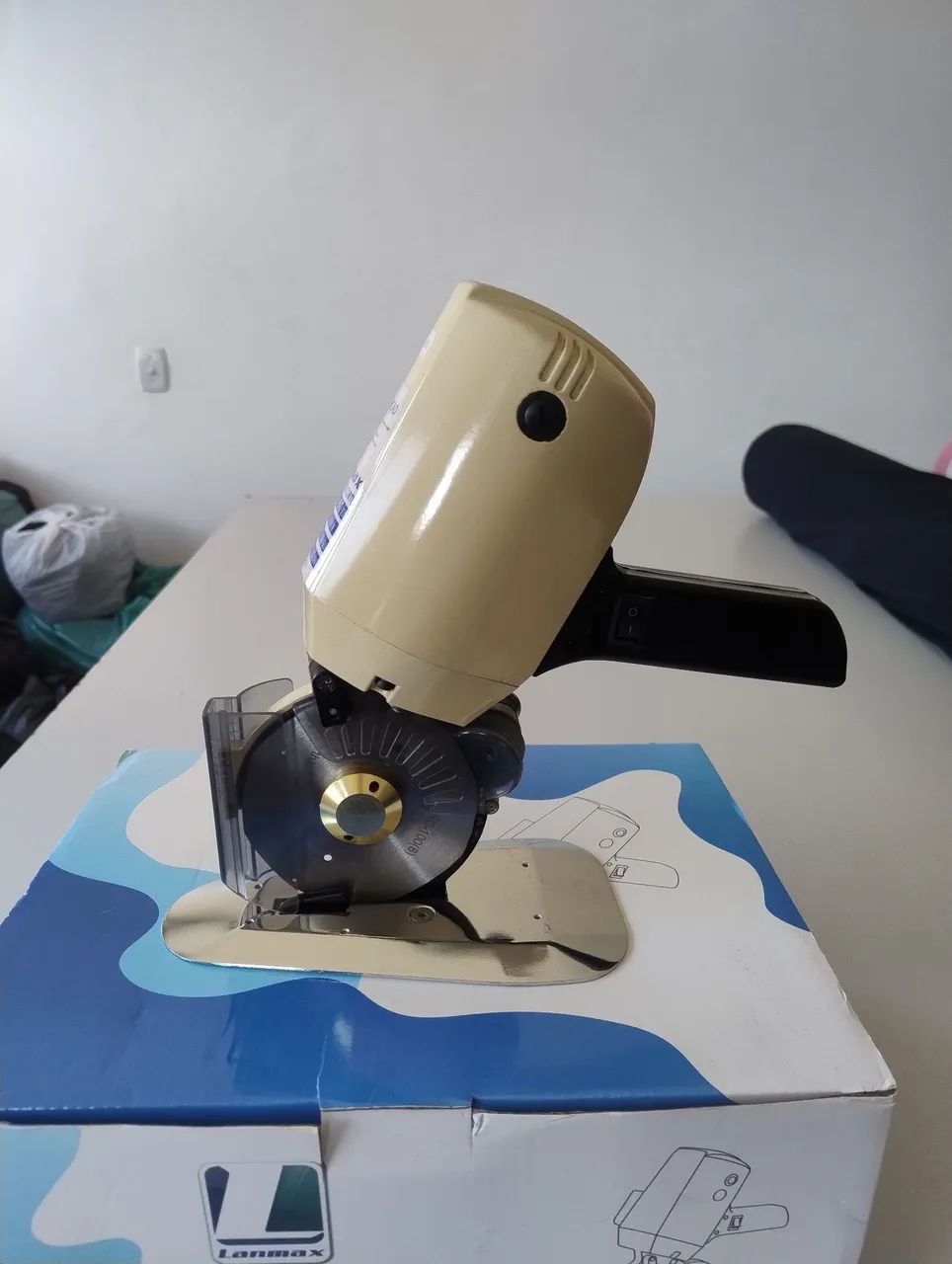 Máquina de cortar tecido de 4 polegadas semi nova - Foto 3