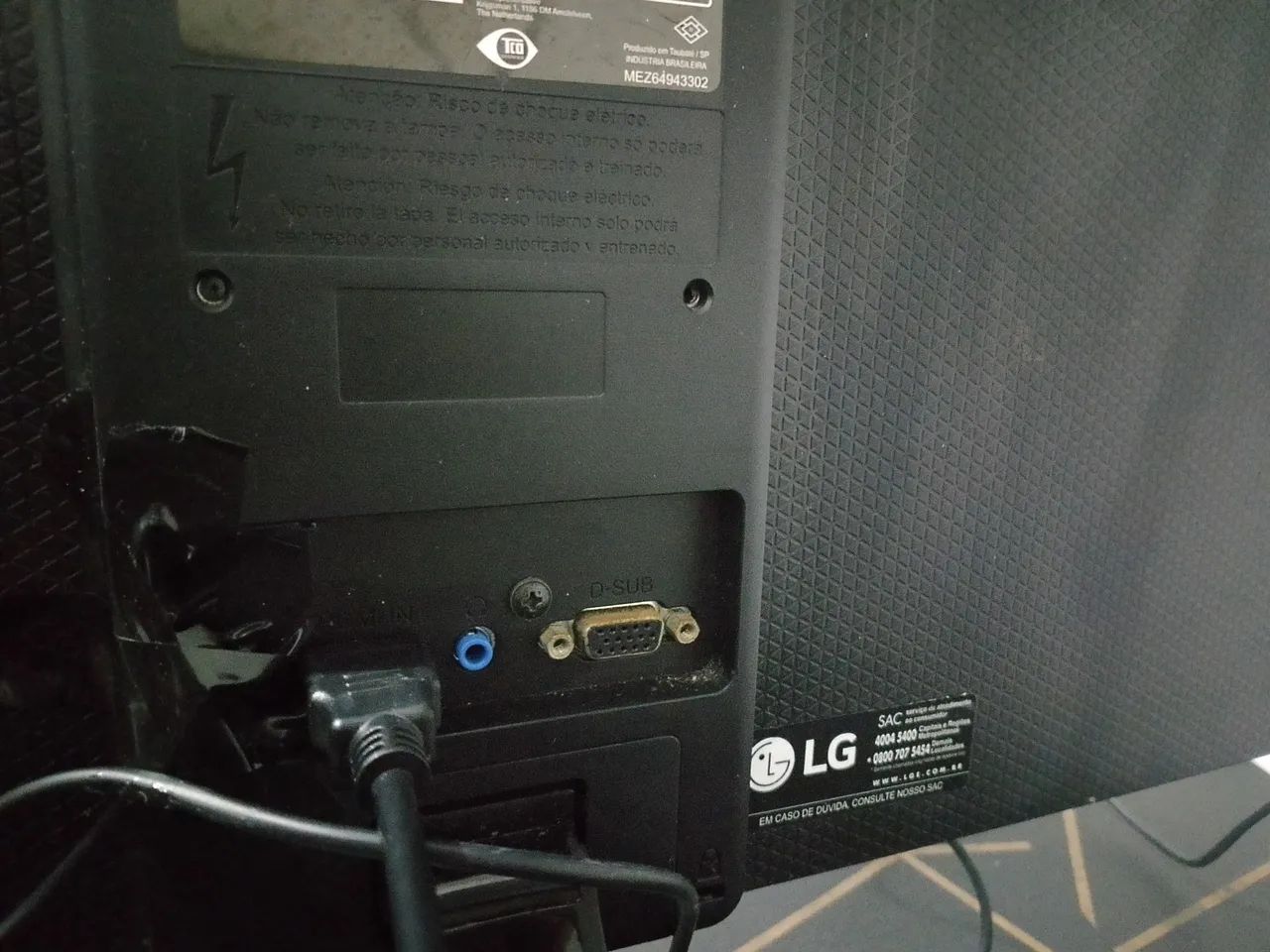 Monitor 23 polegadas LG quebra galho  - Foto 2