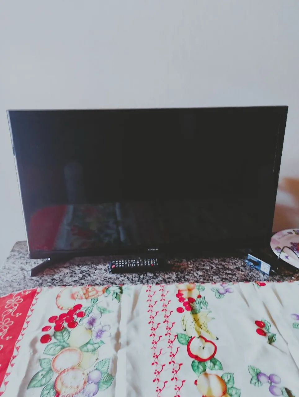 Tv esmart 32 polegadas .
