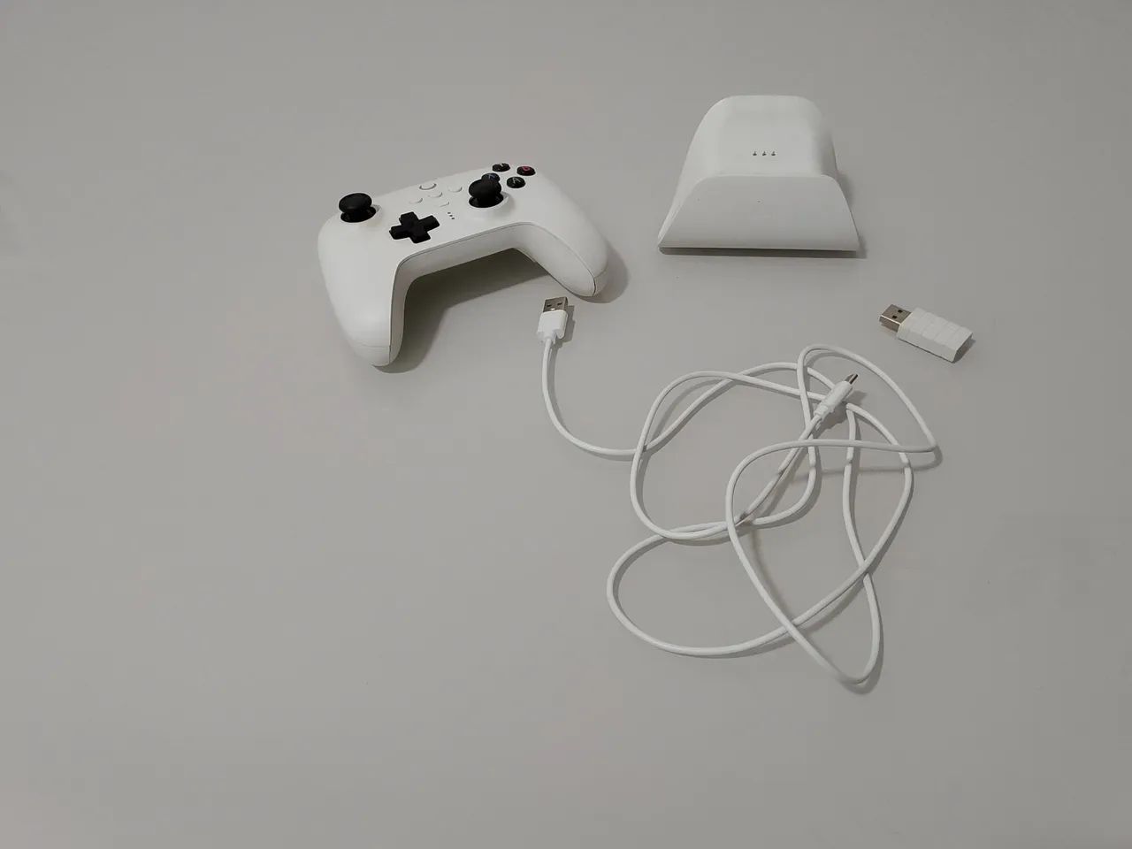 Controle 8BitDo Ultimate 3-Mode branco - Foto 2