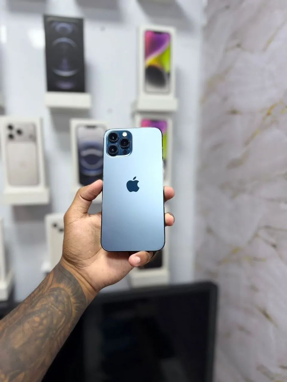 IPHONE 12 PRO 128GB<br>R$ 1.899,00