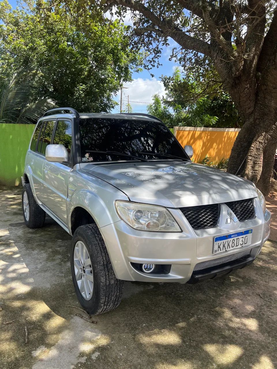 Mitsubishi Pajero 2010