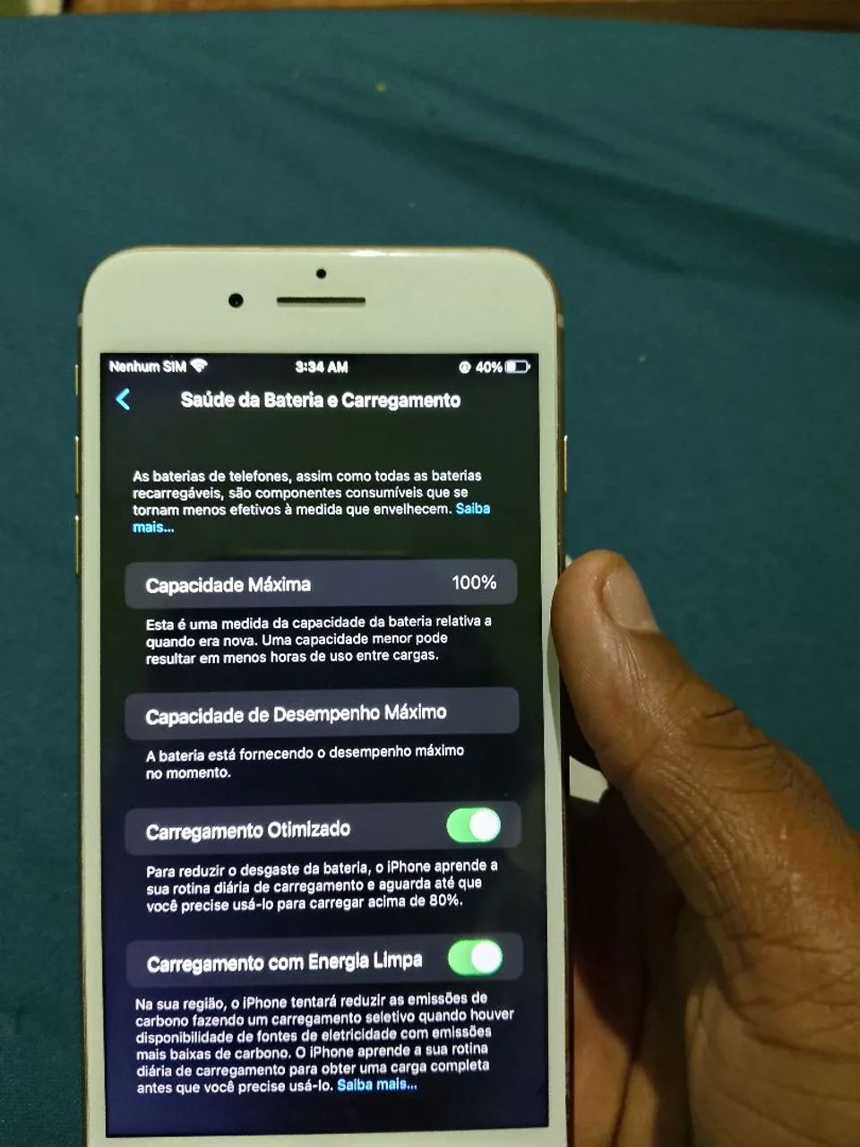 iPhone 8 plus em perfeito estado só com trinco na traseira  - Foto 4