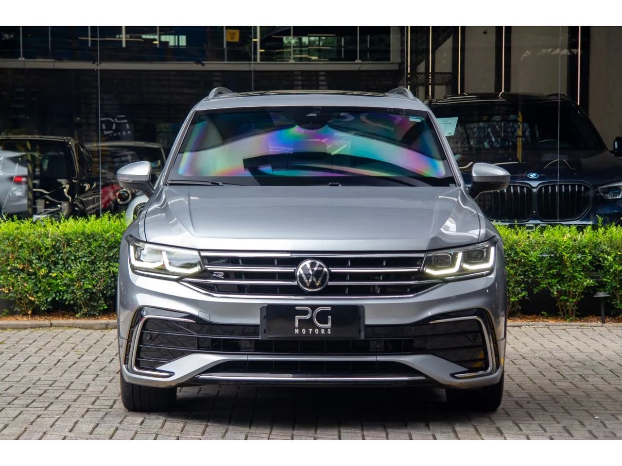 Volkswagen Tiguan Allspac R-Line 300 TSI 2.0, foto 4 de 16